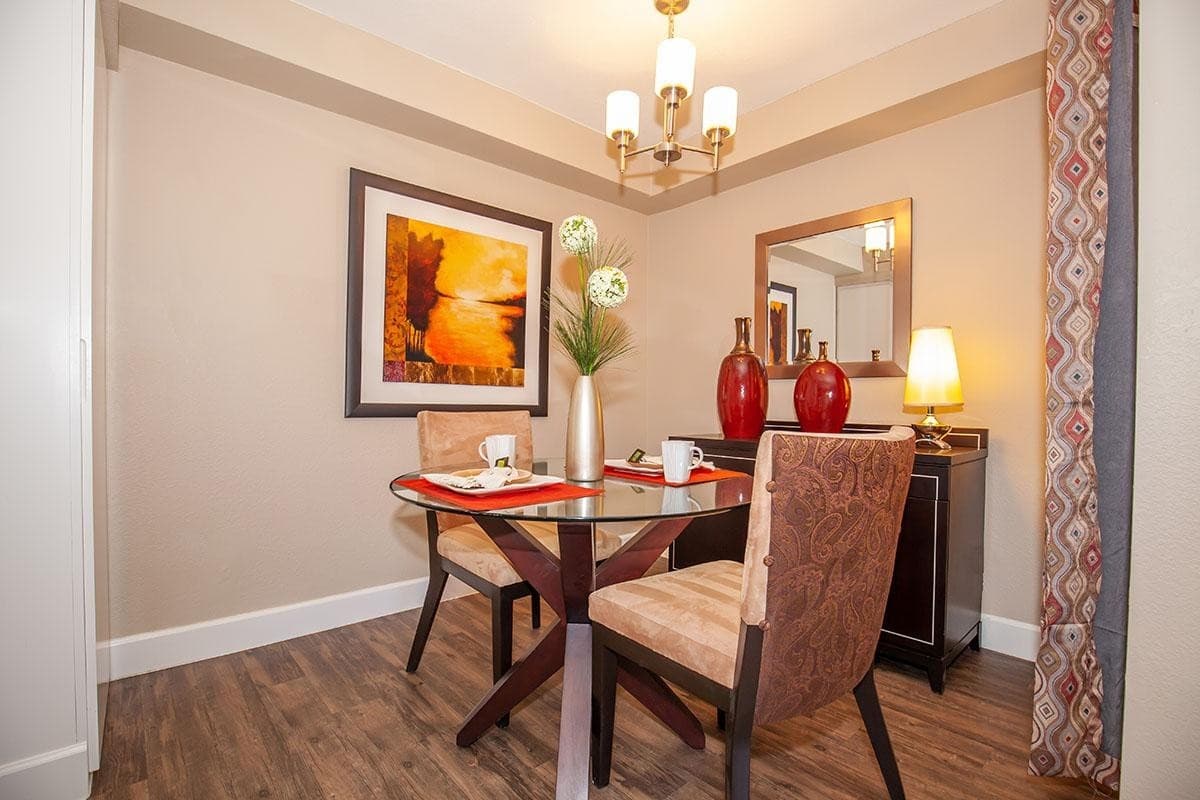 Mesa Apartment: 2940 E Broadway Road