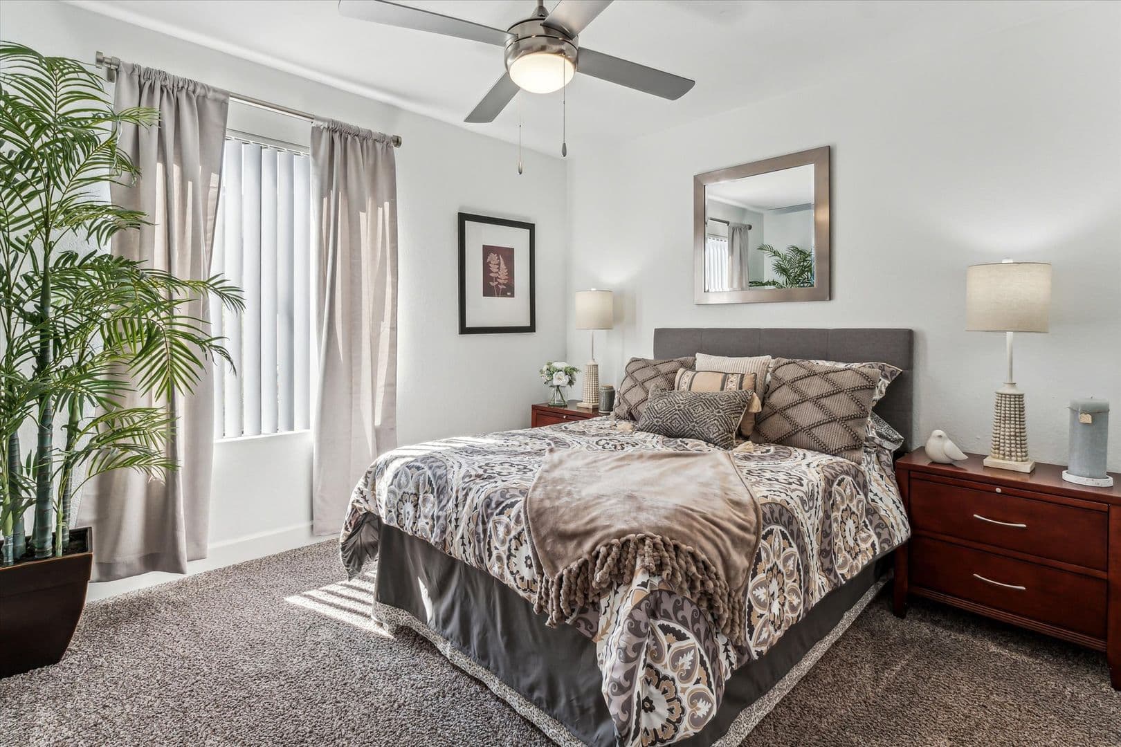 Mesa Apartment: 2940 E Broadway Road