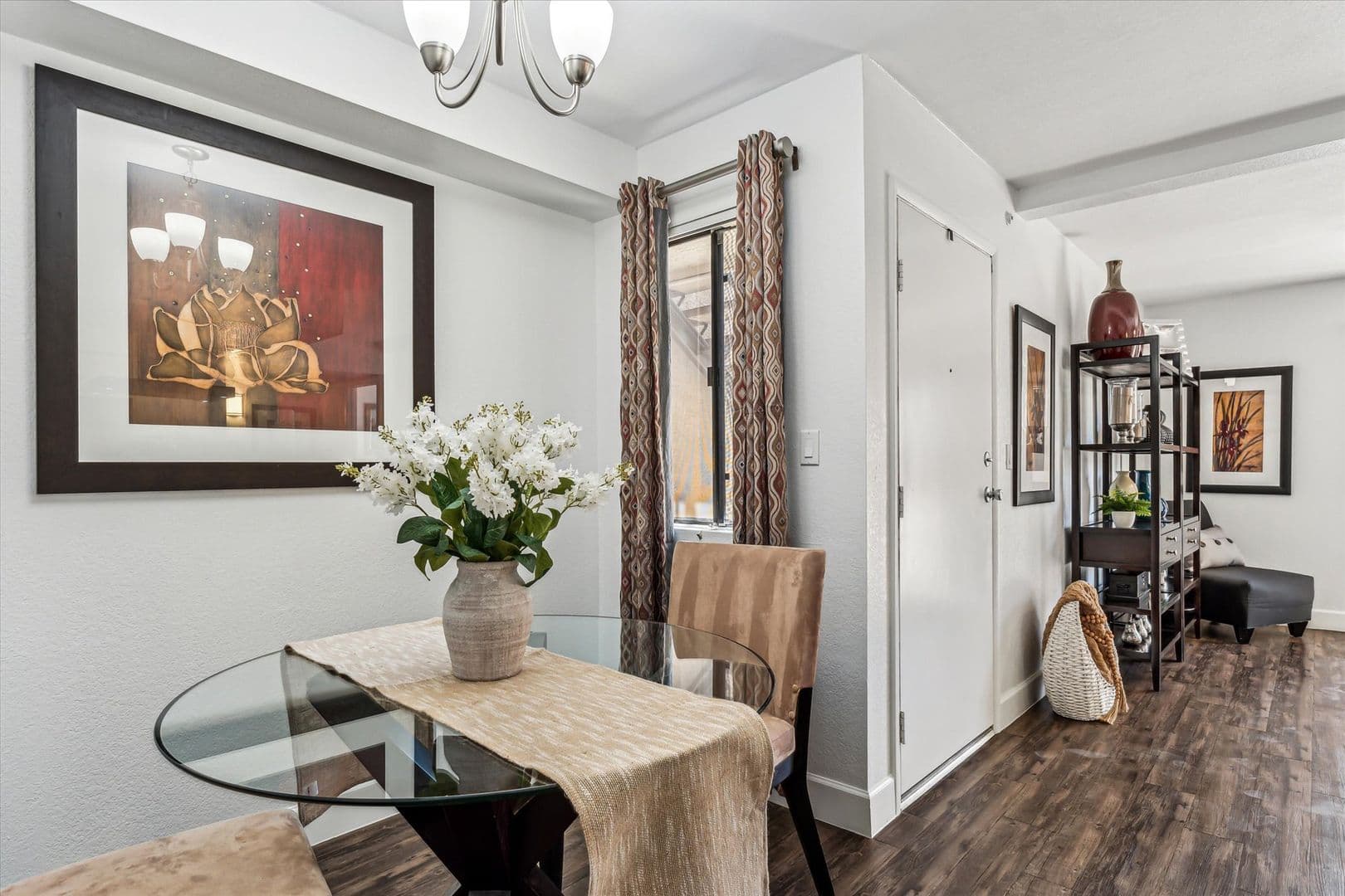 Mesa Apartment: 2940 E Broadway Road
