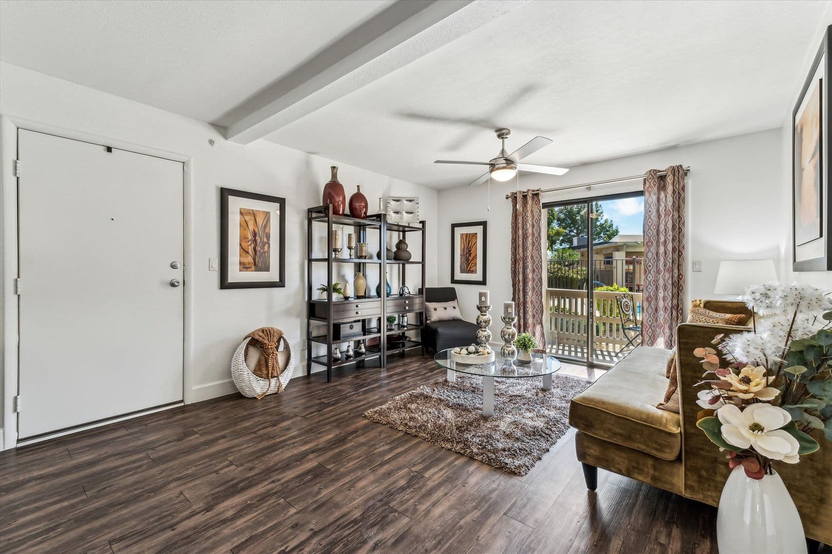 Mesa Apartment: 2940 E Broadway Road
