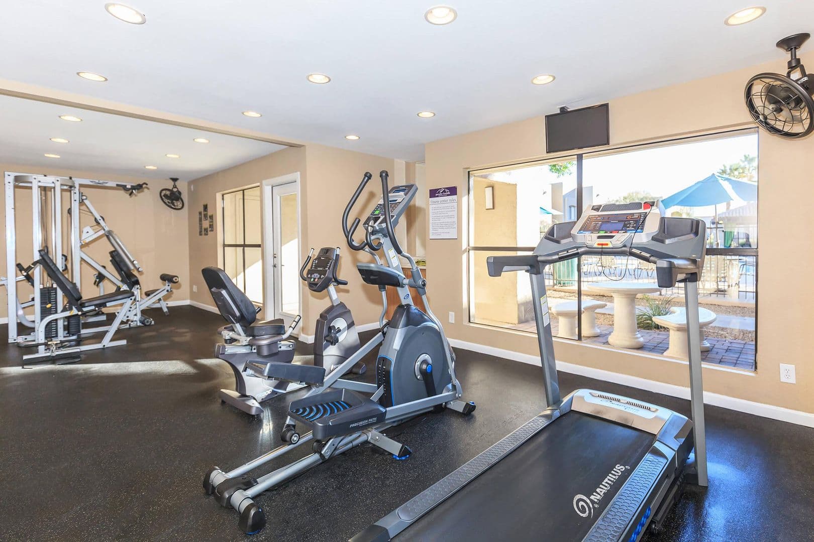 Phoenix Apartment: 12231 N. 19th Street
