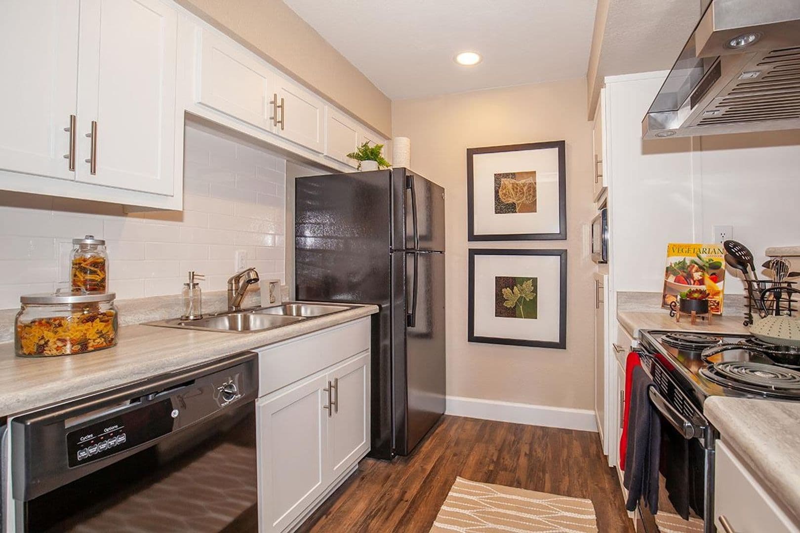 Mesa Apartment: 2940 E Broadway Road