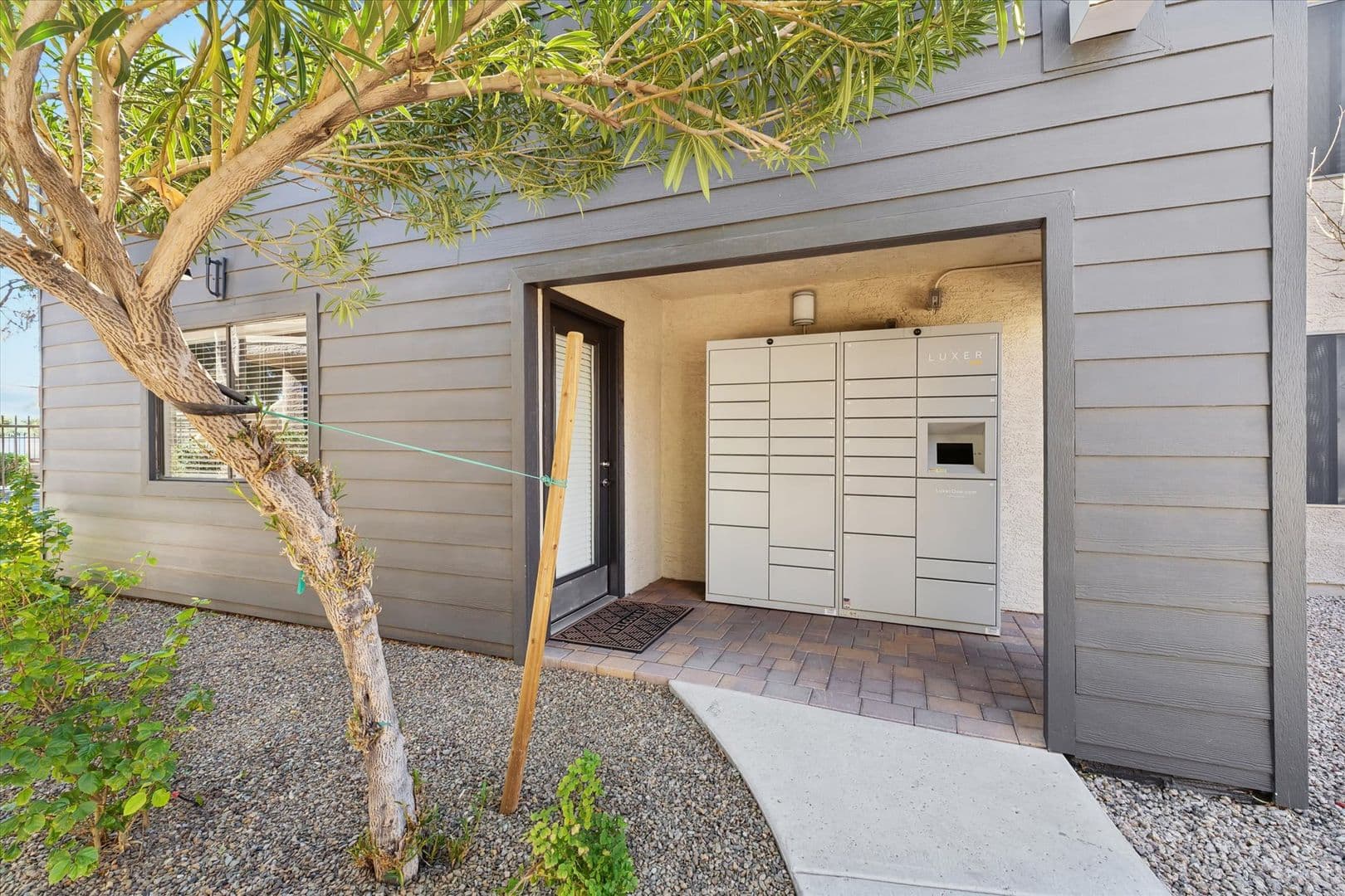 Mesa Apartment: 2940 E Broadway Road