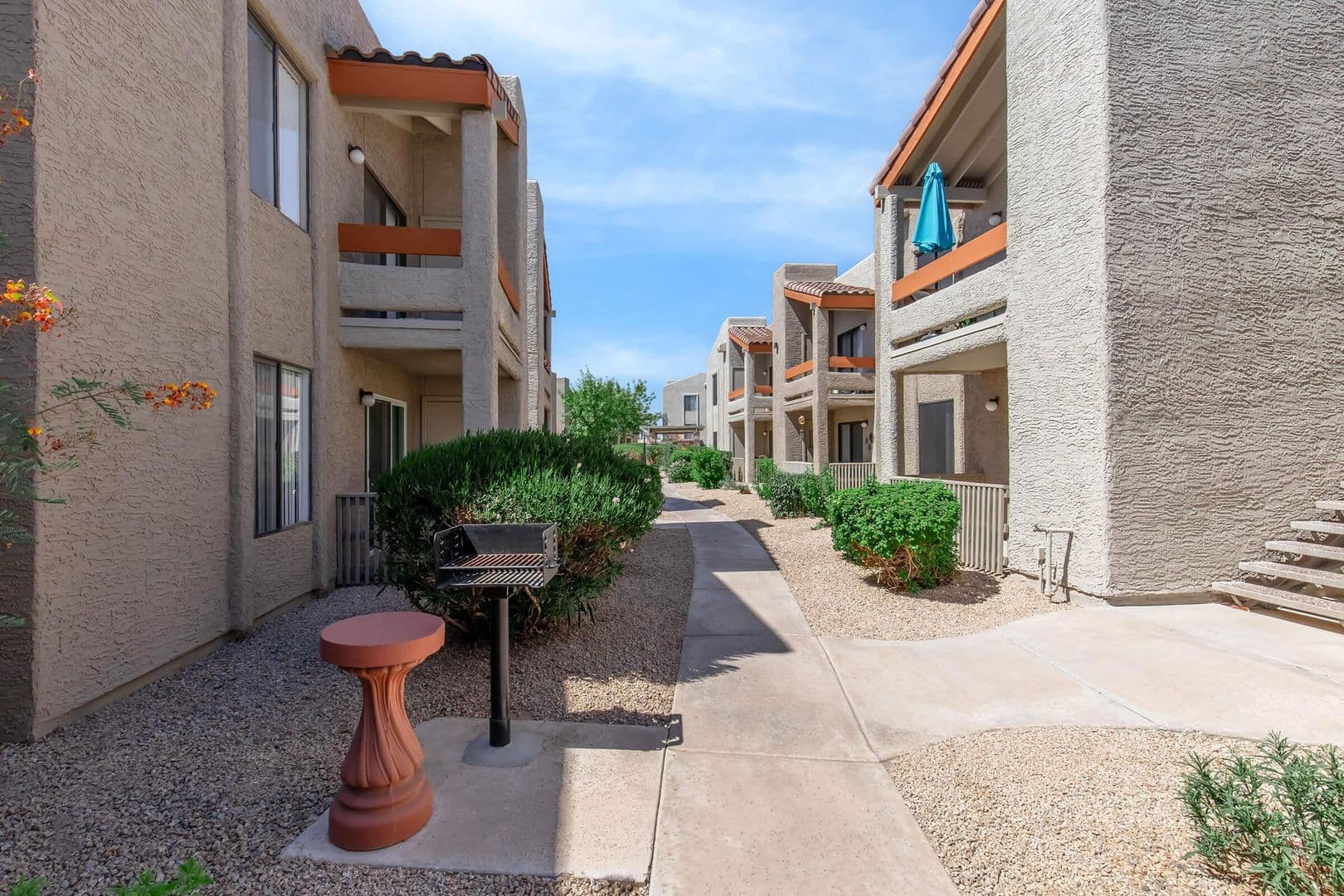 Mesa Apartment: 2940 E Broadway Road