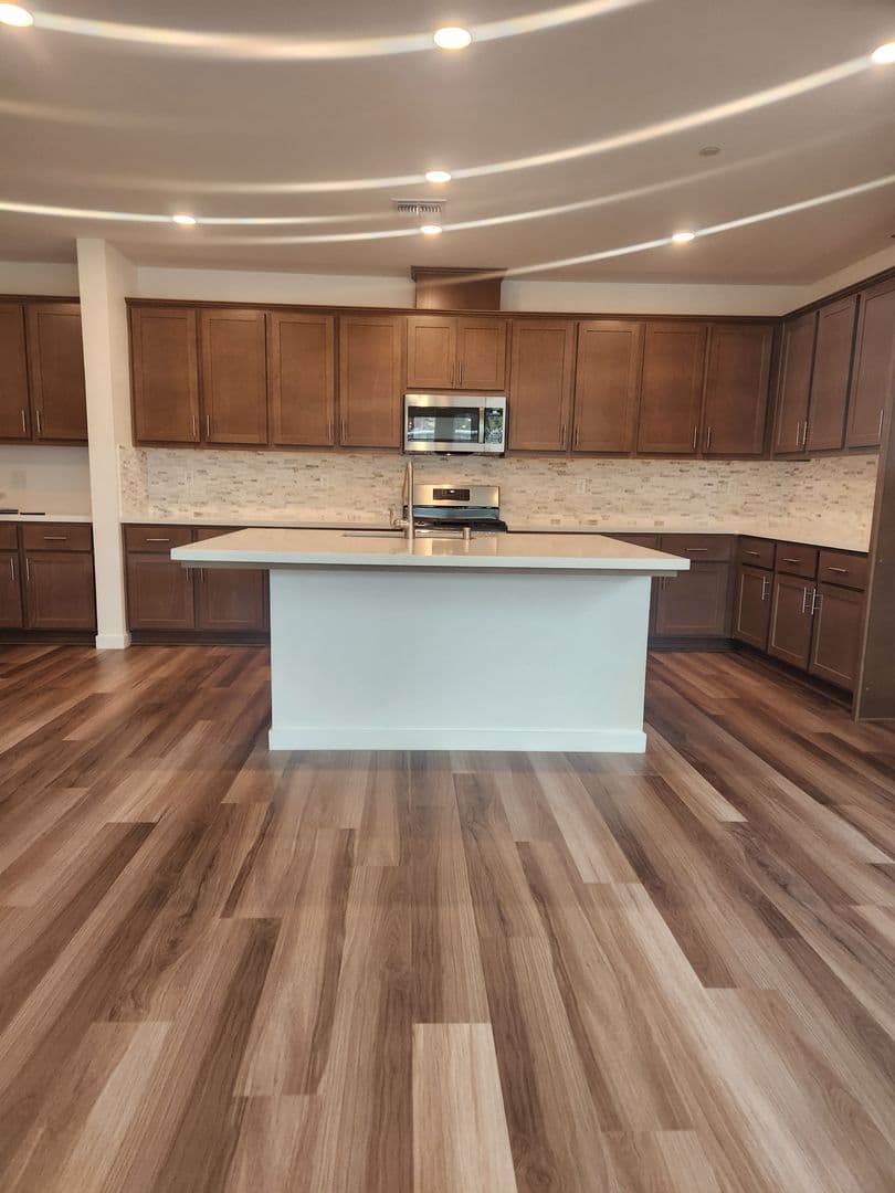 Granite Bay House: 6911 Peak Way