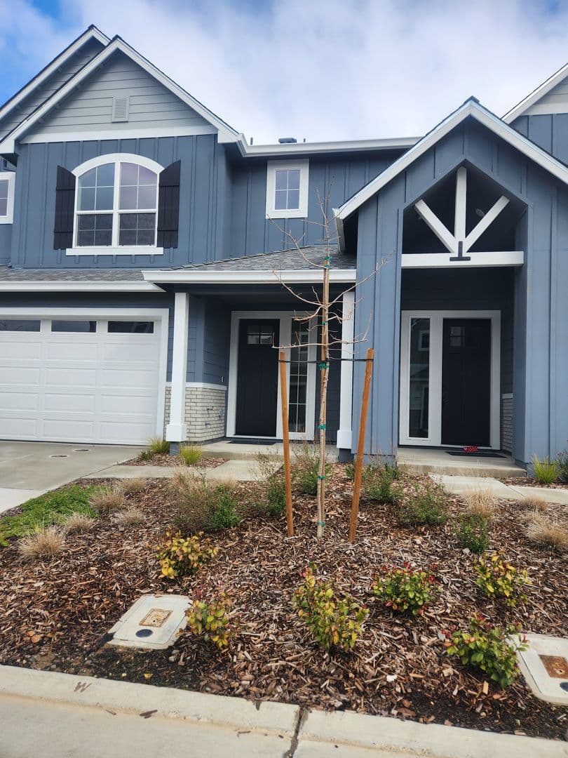 Granite Bay House: 6911 Peak Way