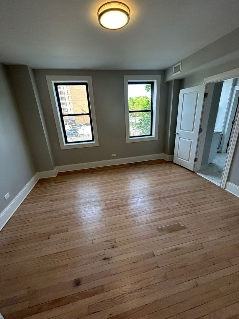 Chicago Apartment: 7000 S South Shore Dr.