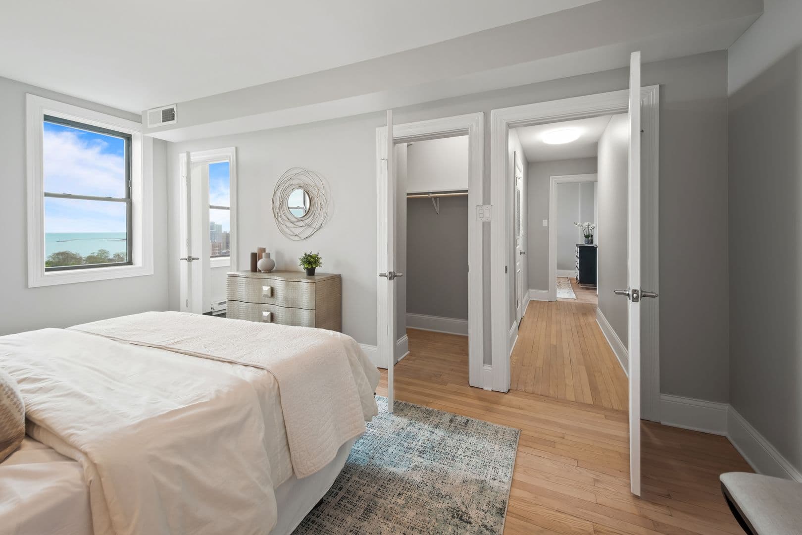 Chicago Apartment: 7000 S South Shore Dr.