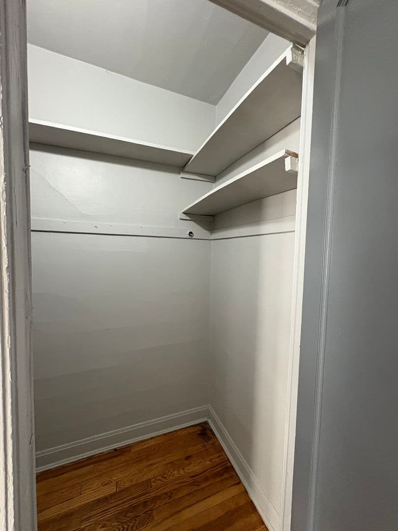 Chicago Apartment: 1733-39 East 75th St.