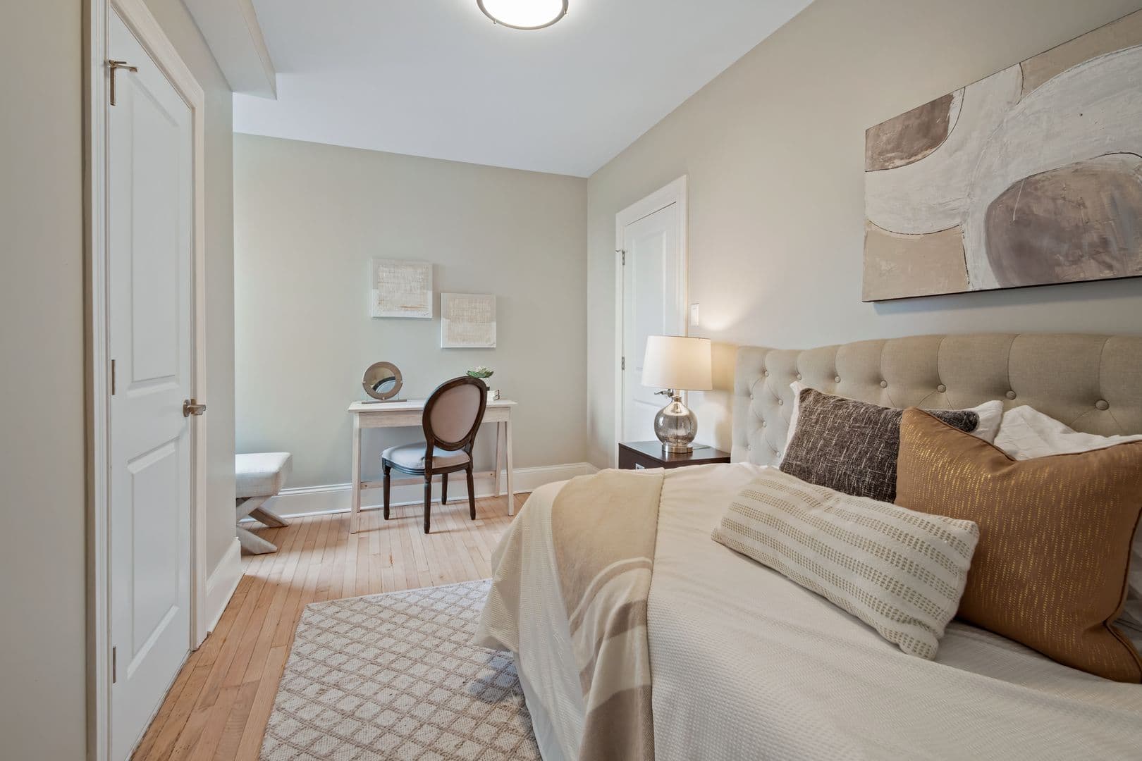 Chicago Apartment: 7000 S South Shore Dr.