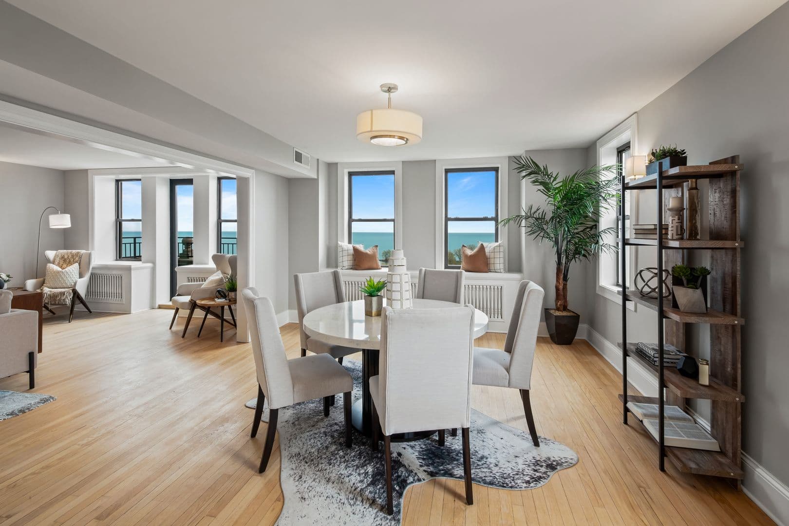 Chicago Apartment: 7000 S South Shore Dr.