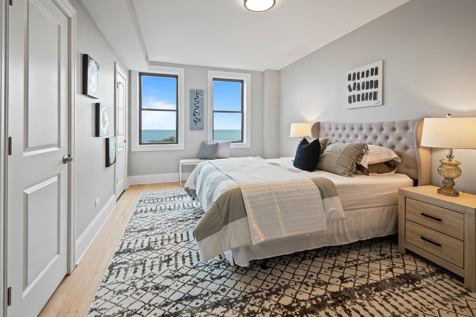 Chicago Apartment: 7000 S South Shore Dr.
