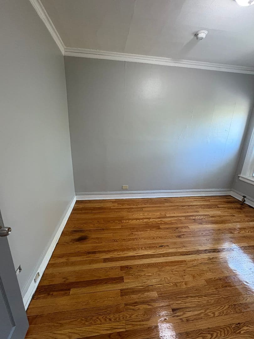 Chicago Apartment: 1733-39 East 75th St.