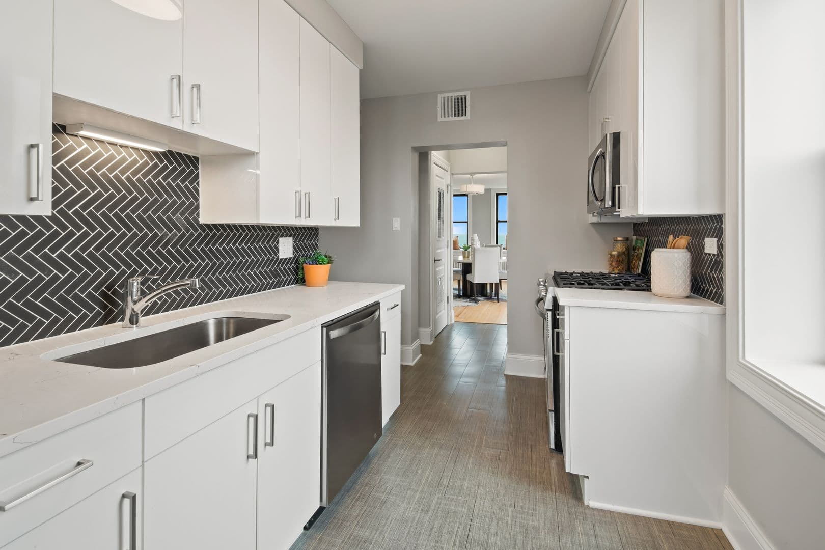 Chicago Apartment: 7000 S South Shore Dr.