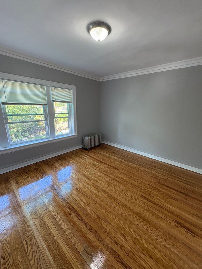 Chicago Apartment: 1733-39 East 75th St.