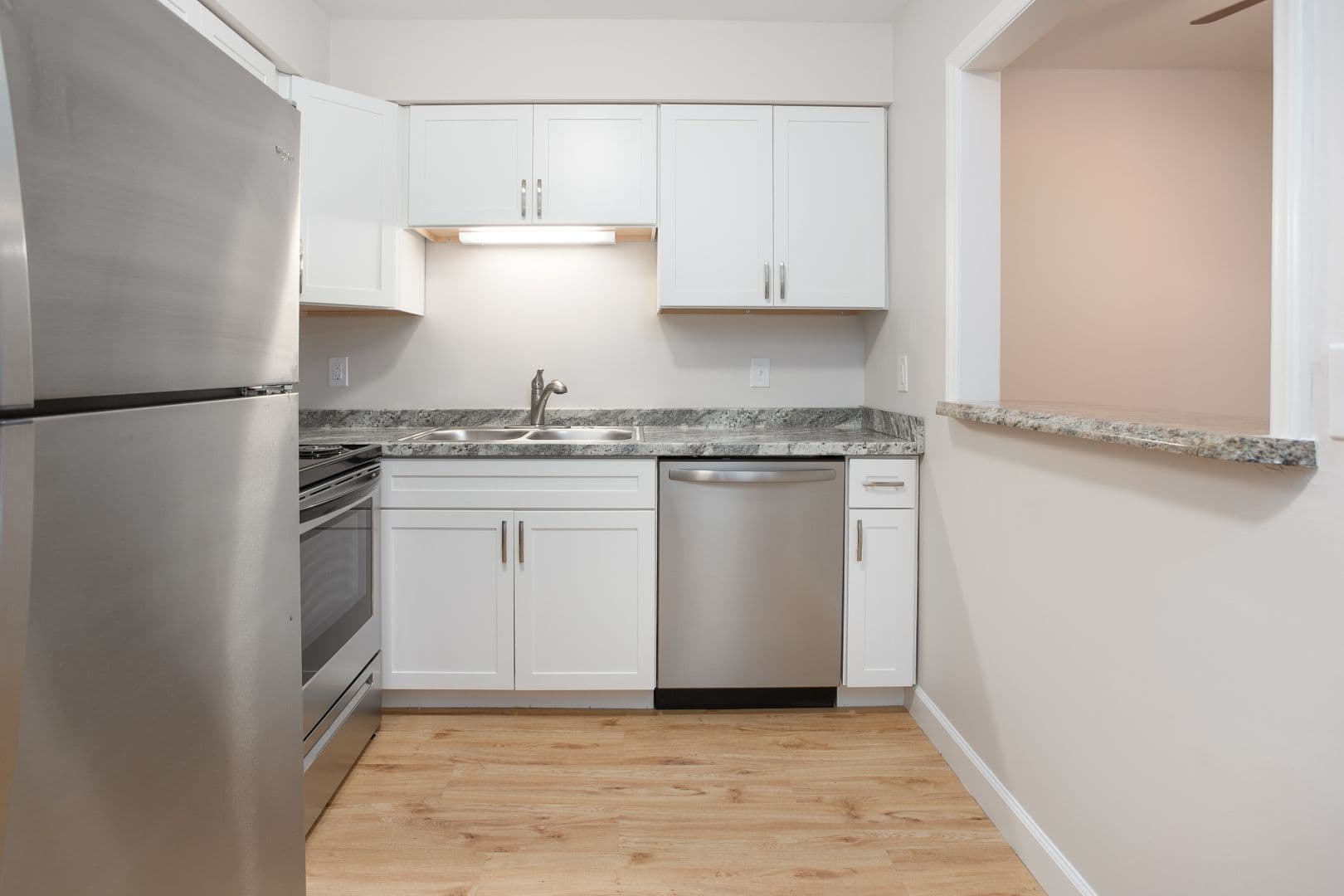 Elon Apartment: 739 East Haggard Ave.