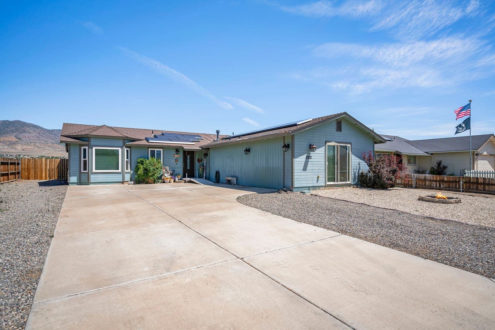 Dayton House: 2072 Lonnie Lane