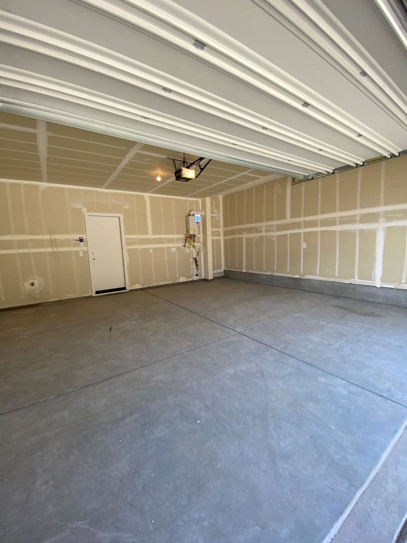Reno House: 9535 Nautical Mile Road