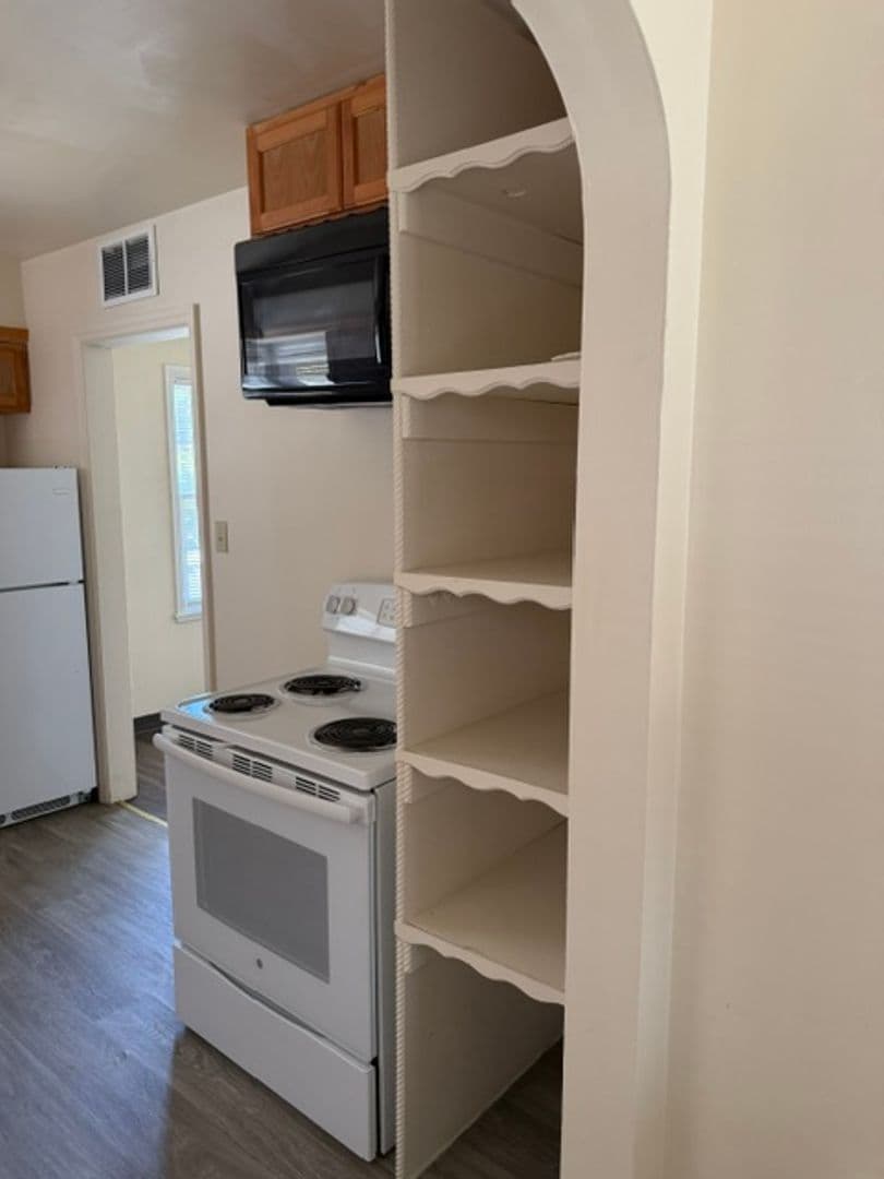 Reno House: 220 W. 11th Street