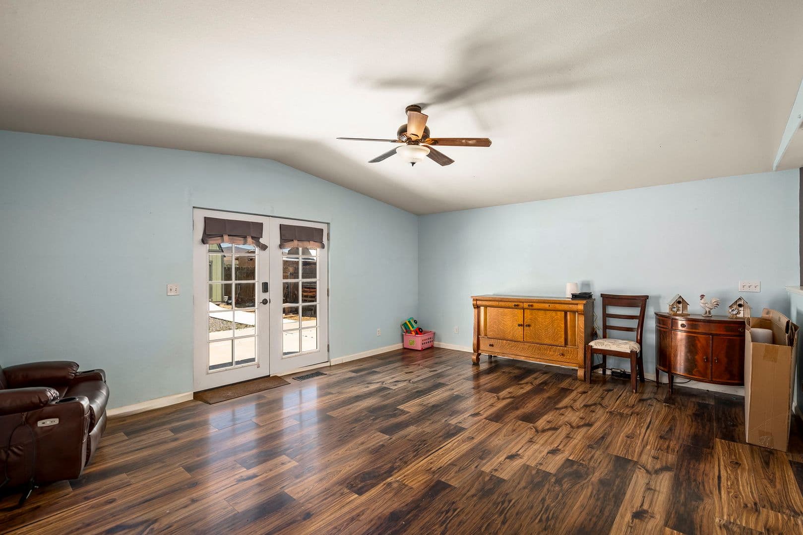 Dayton House: 2072 Lonnie Lane