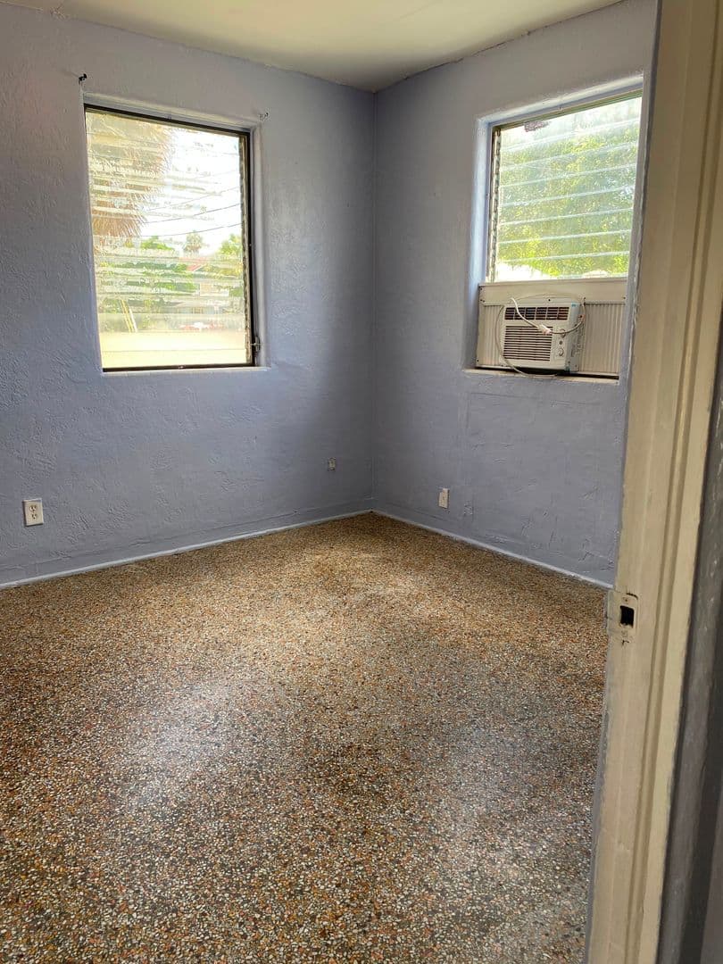 DAYTONA BEACH Apartment: 545 N RIDGEWOOD AVE