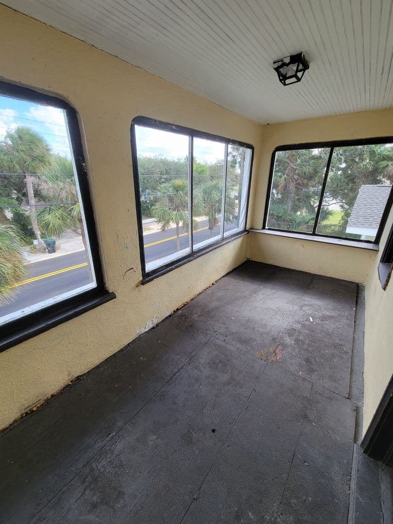 DAYTONA BEACH Apartment: 212 S OLEANDER AVE