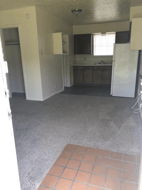 Denton Apartment: 2117 W Hickory