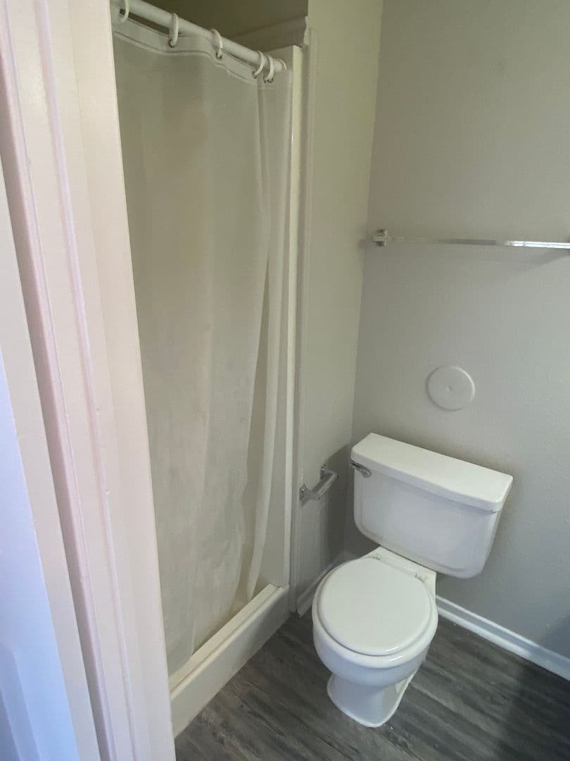 Denton Condo: 652 W. Collins St.