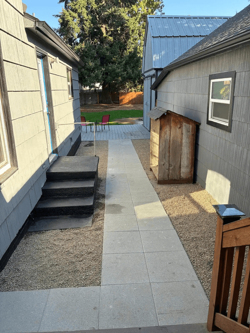 Keizer House: 4934 Elizabeth St N