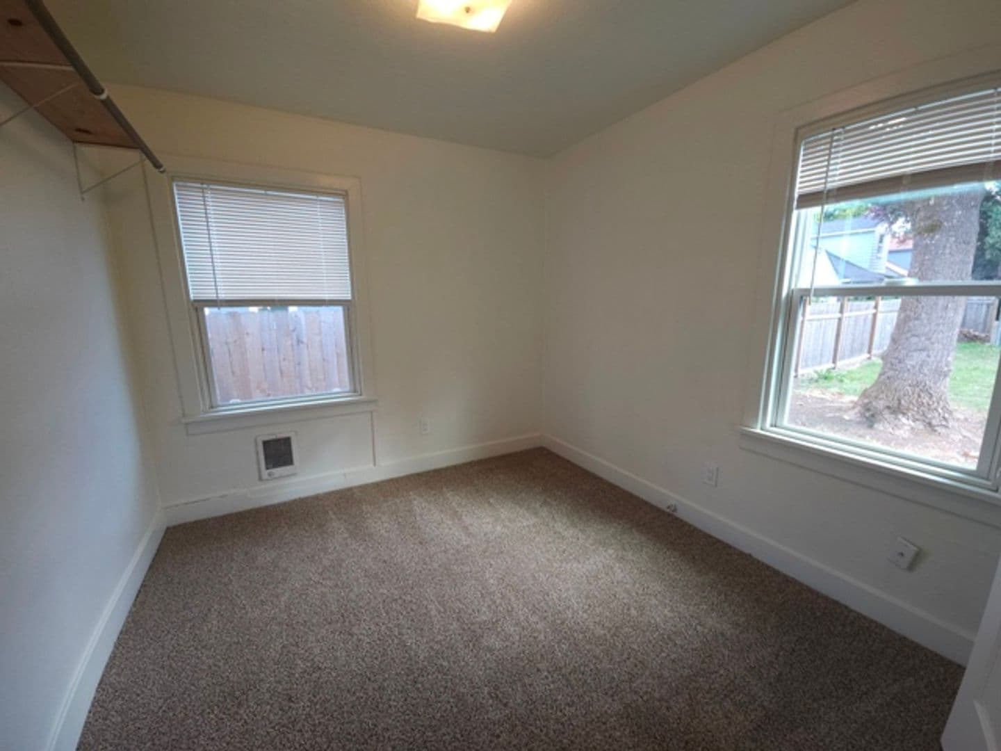 Salem House: 1730 Capitol St. SE