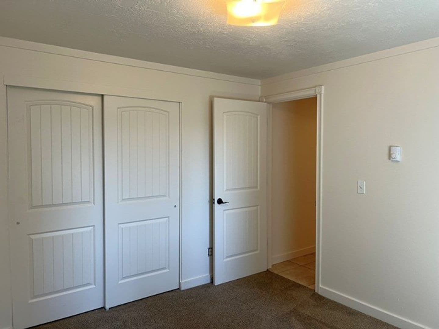 Stayton House: 1274 E Santiam St