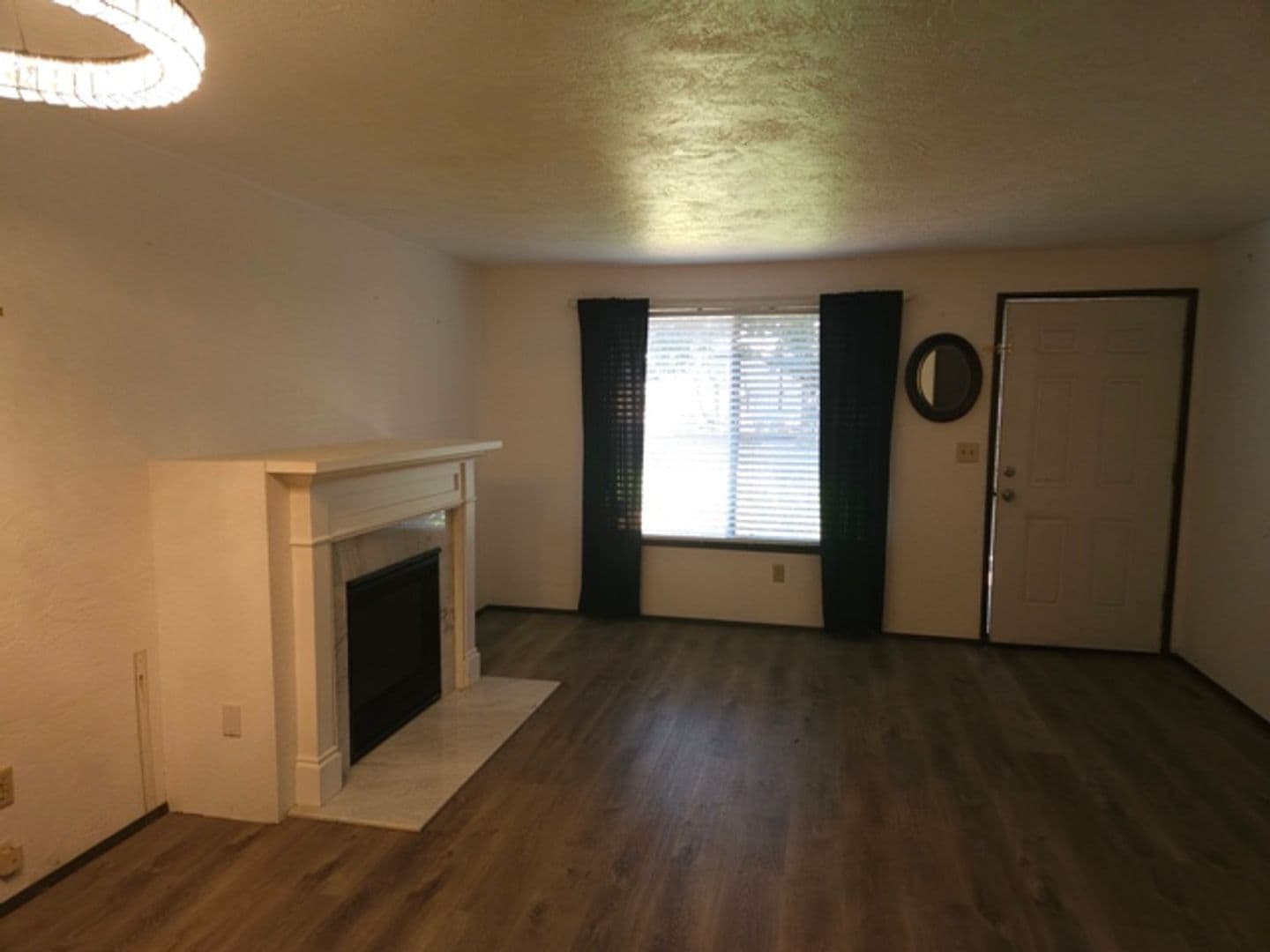 Salem Apartment: 263/267 20th St SE