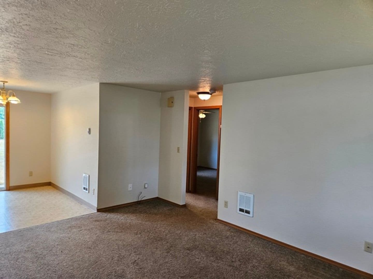 Mill City Apartment: 520-530 SE 4th Ave