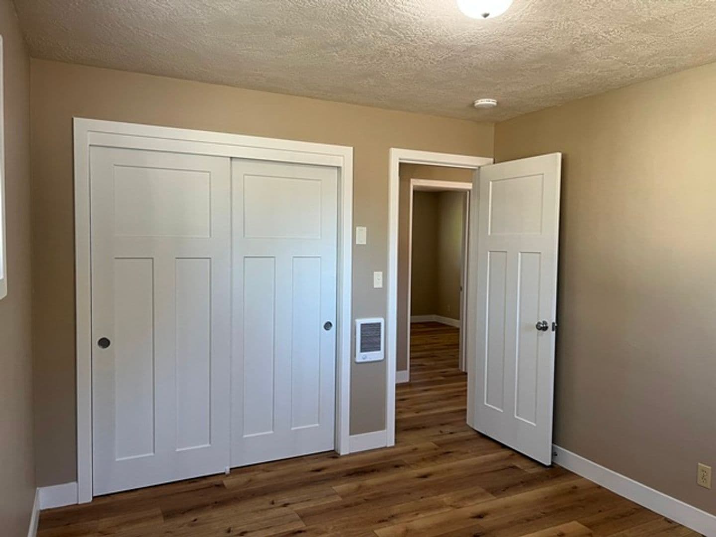 Keizer House: 4710 12th Ave NE