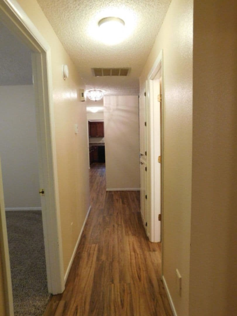 Salem House: 5127 Sprice Ct SE