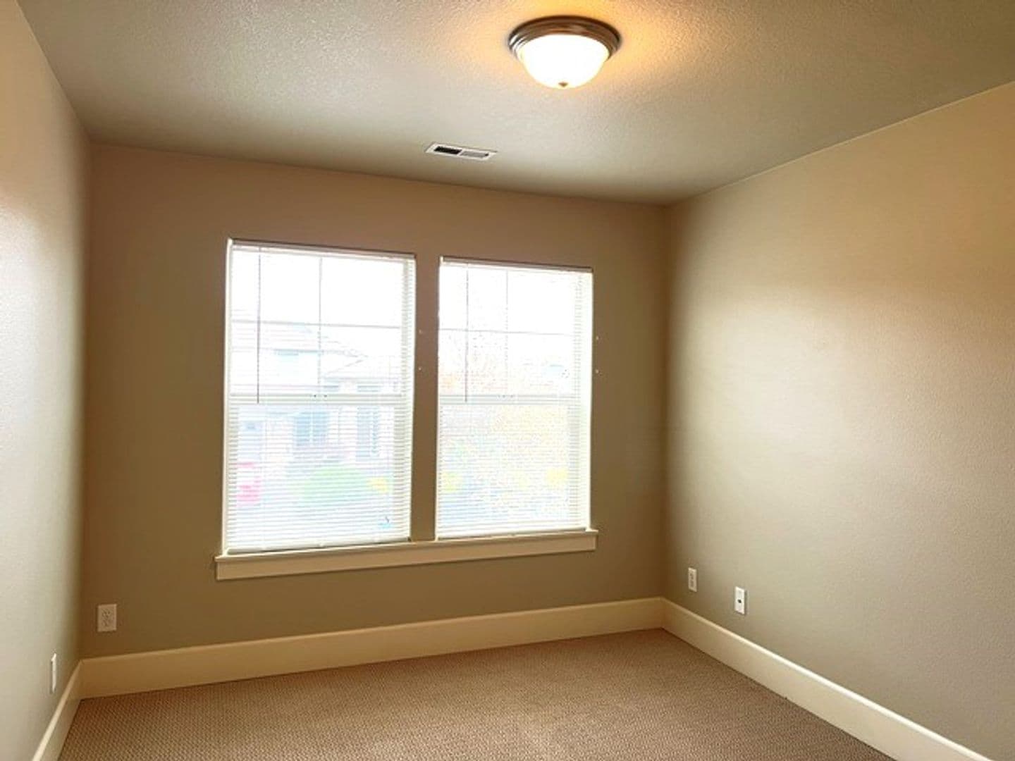 Salem House: 2710 Eagles Eye Ave NW