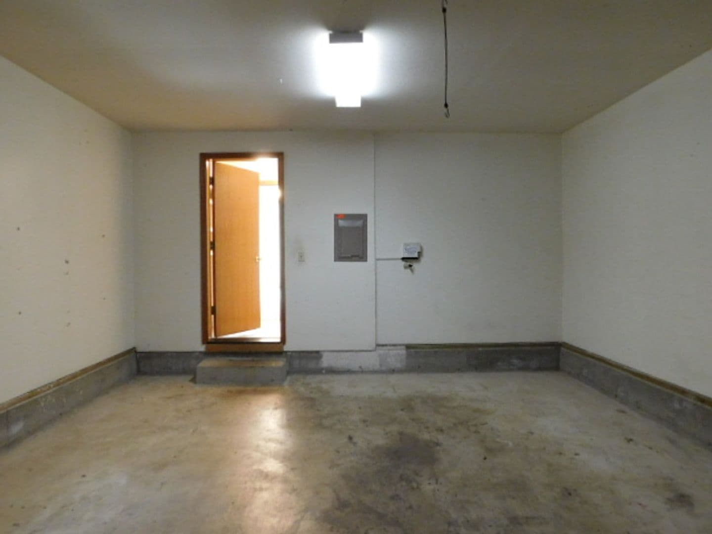Stayton Apartment: 1520 & 1522 Jay Ct