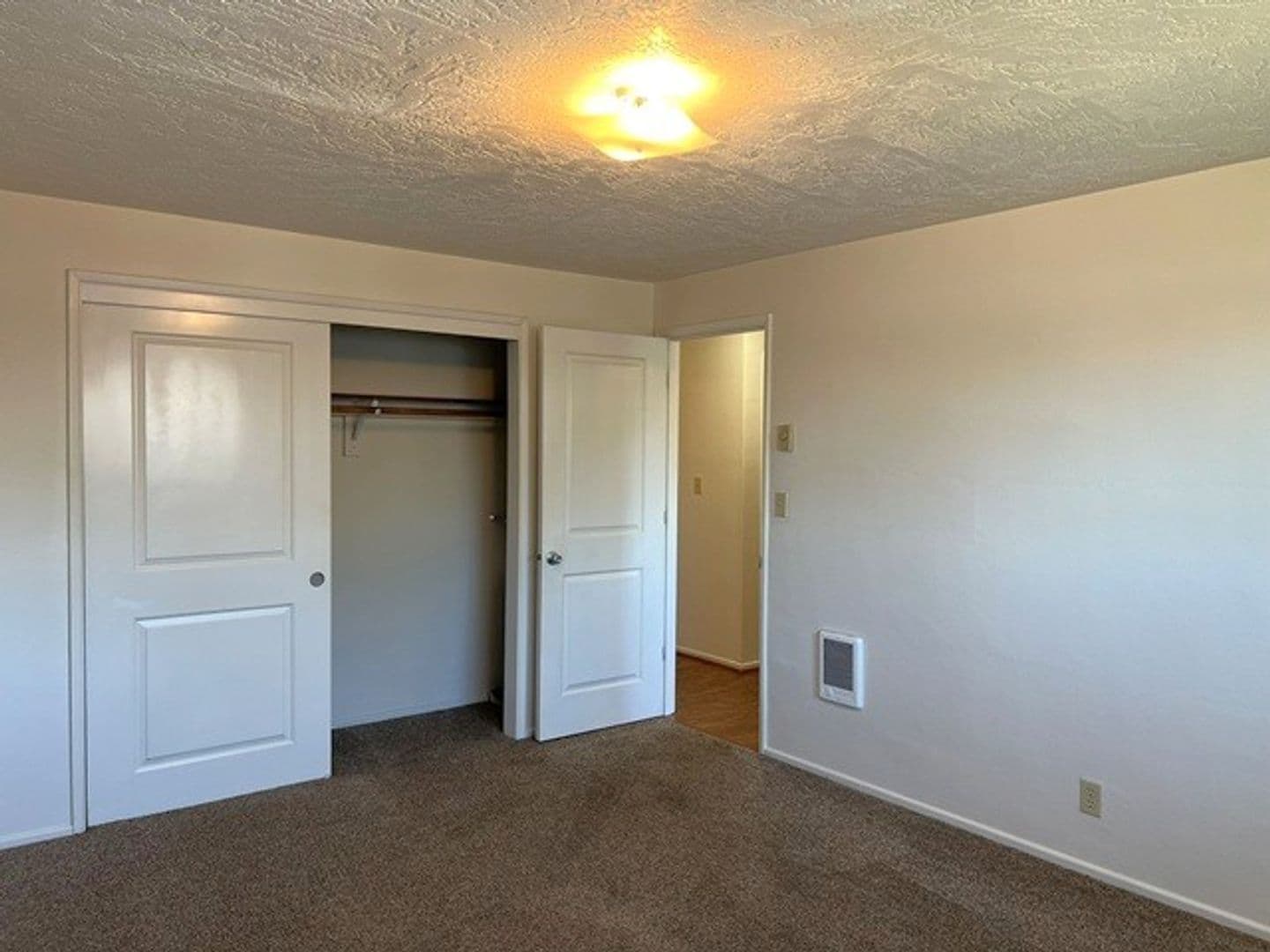 Stayton Apartment: 1125 Wyatt Ave