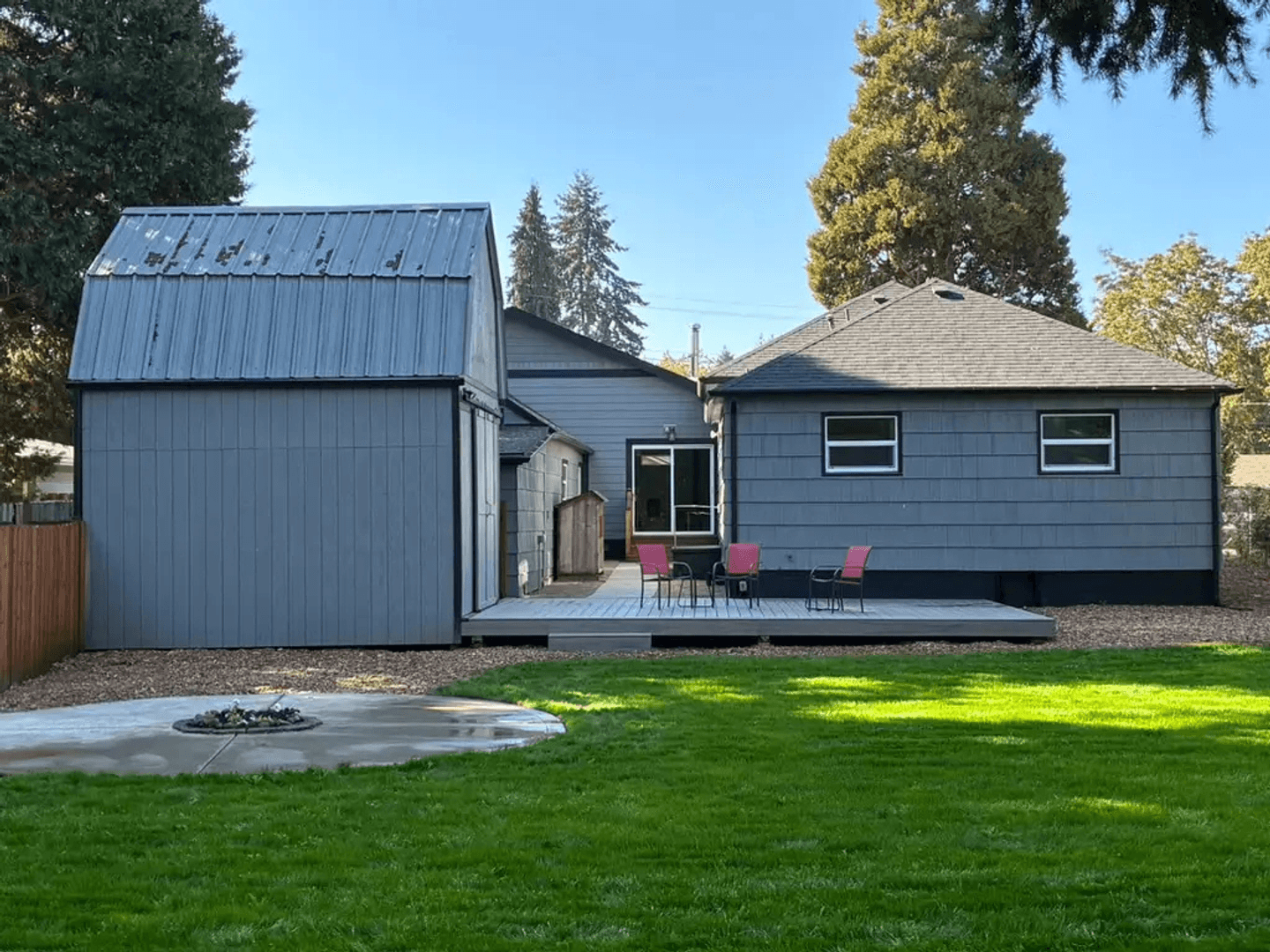 Keizer House: 4934 Elizabeth St N