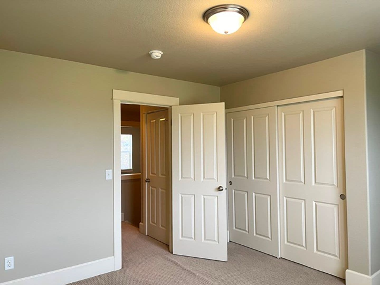 Salem House: 2710 Eagles Eye Ave NW