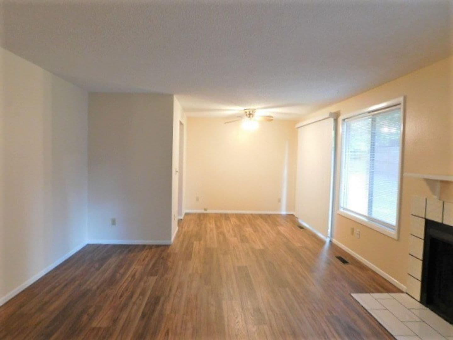 Salem House: 5127 Sprice Ct SE