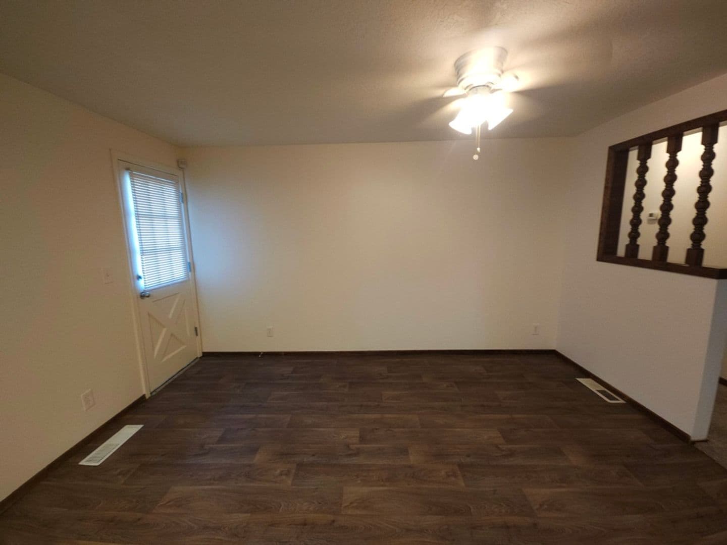Salem House: 489 Wormwood St SE