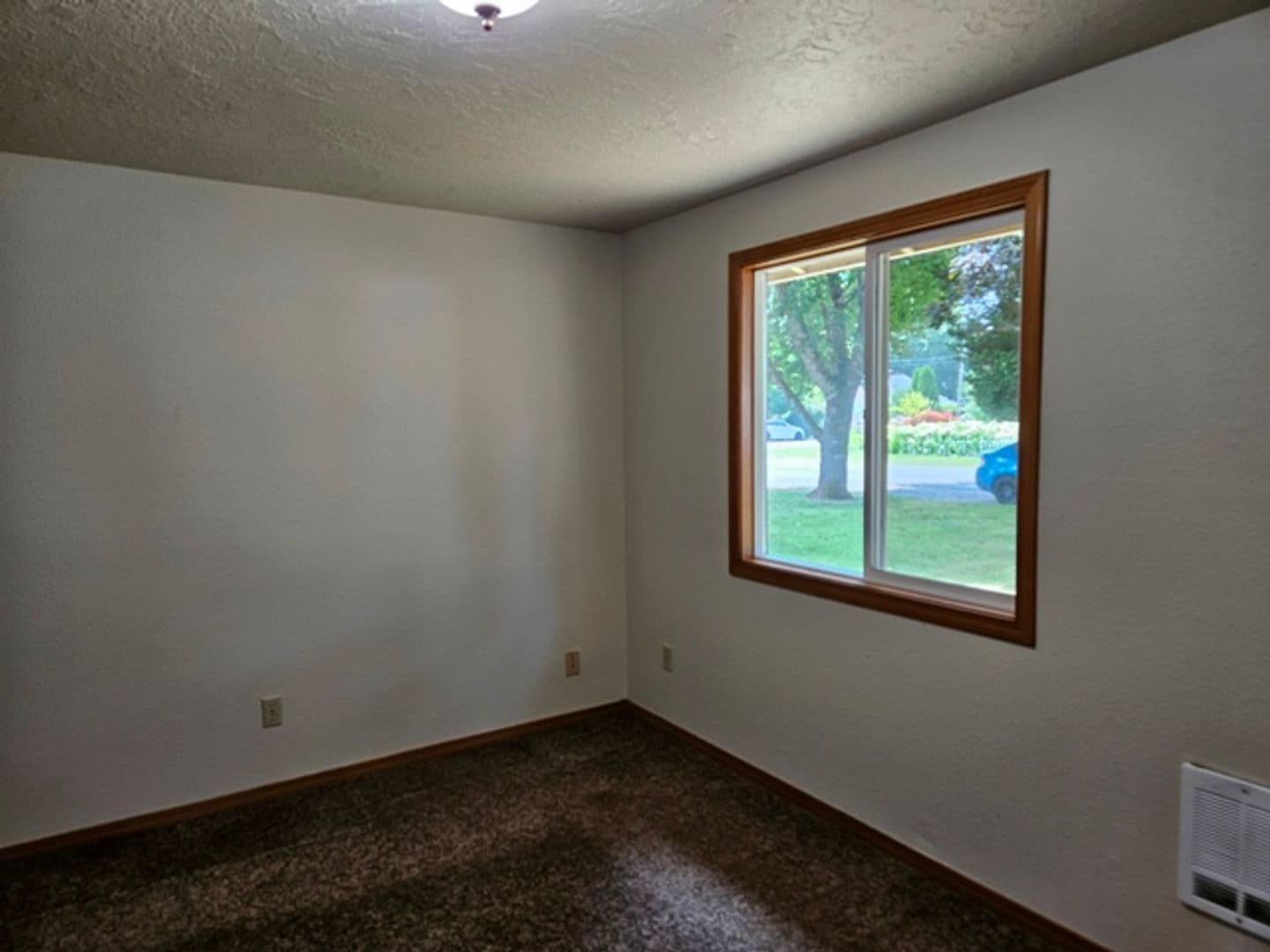 Mill City Apartment: 520-530 SE 4th Ave