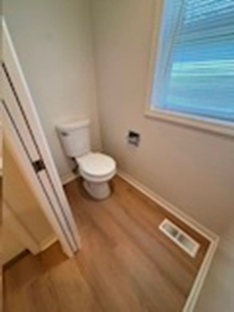 Keizer House: 6094 Kite Ct N