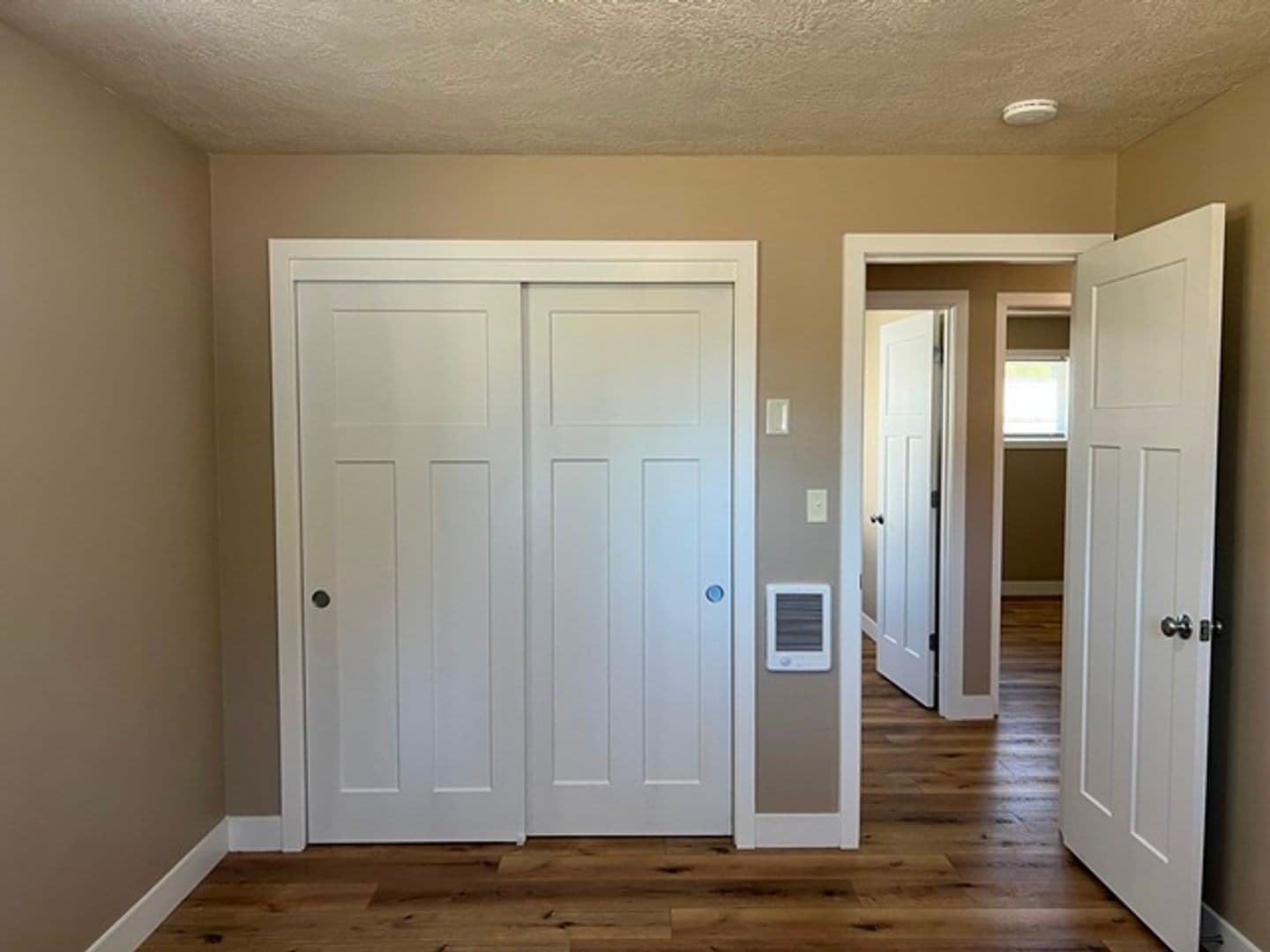 Keizer House: 4710 12th Ave NE