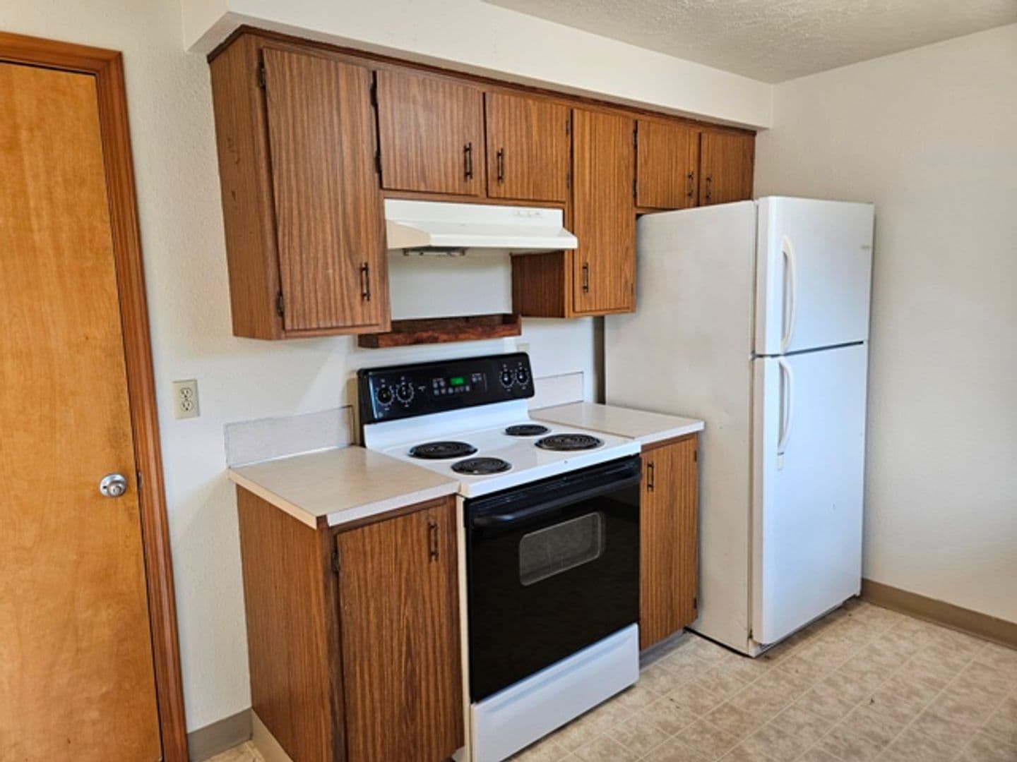 Mill City Apartment: 520-530 SE 4th Ave