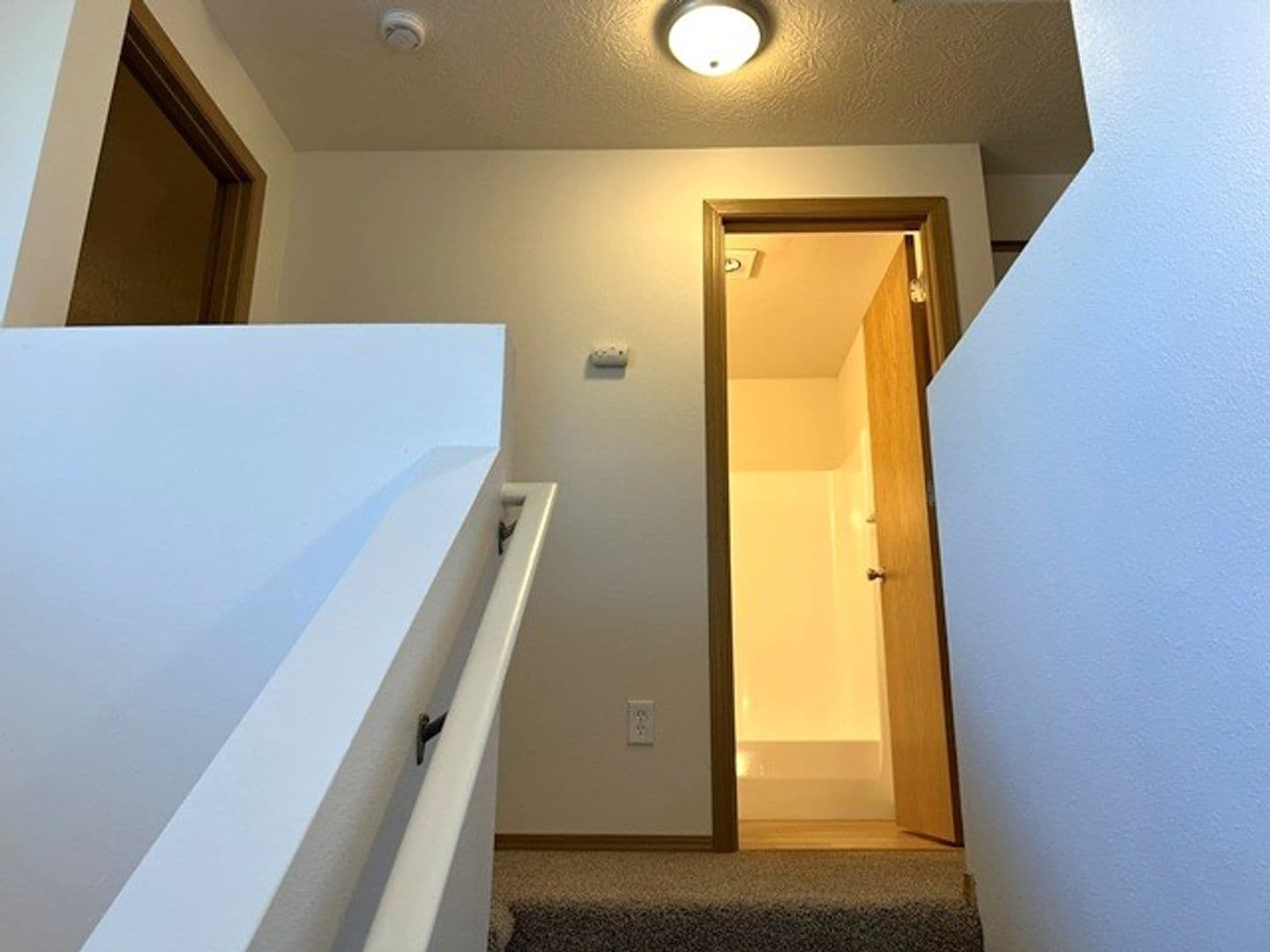 Aumsville Apartment: 425-449 N 1st St