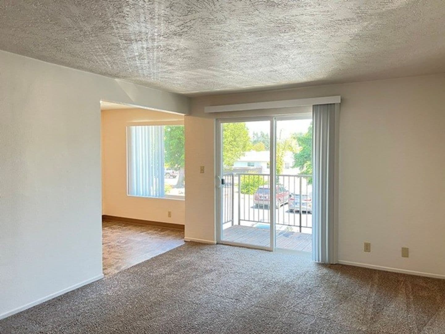 Stayton Apartment: 1125 Wyatt Ave