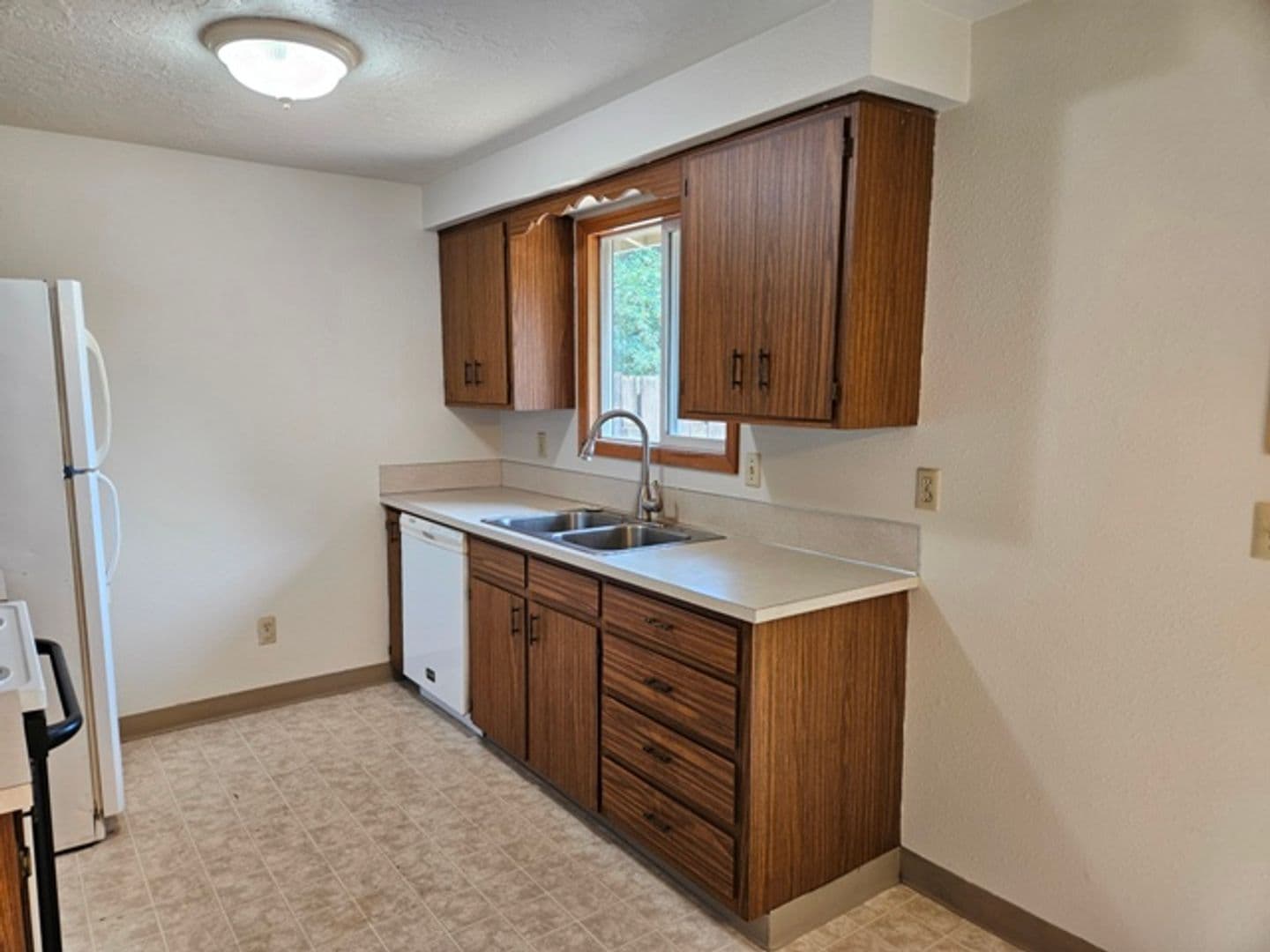 Mill City Apartment: 520-530 SE 4th Ave