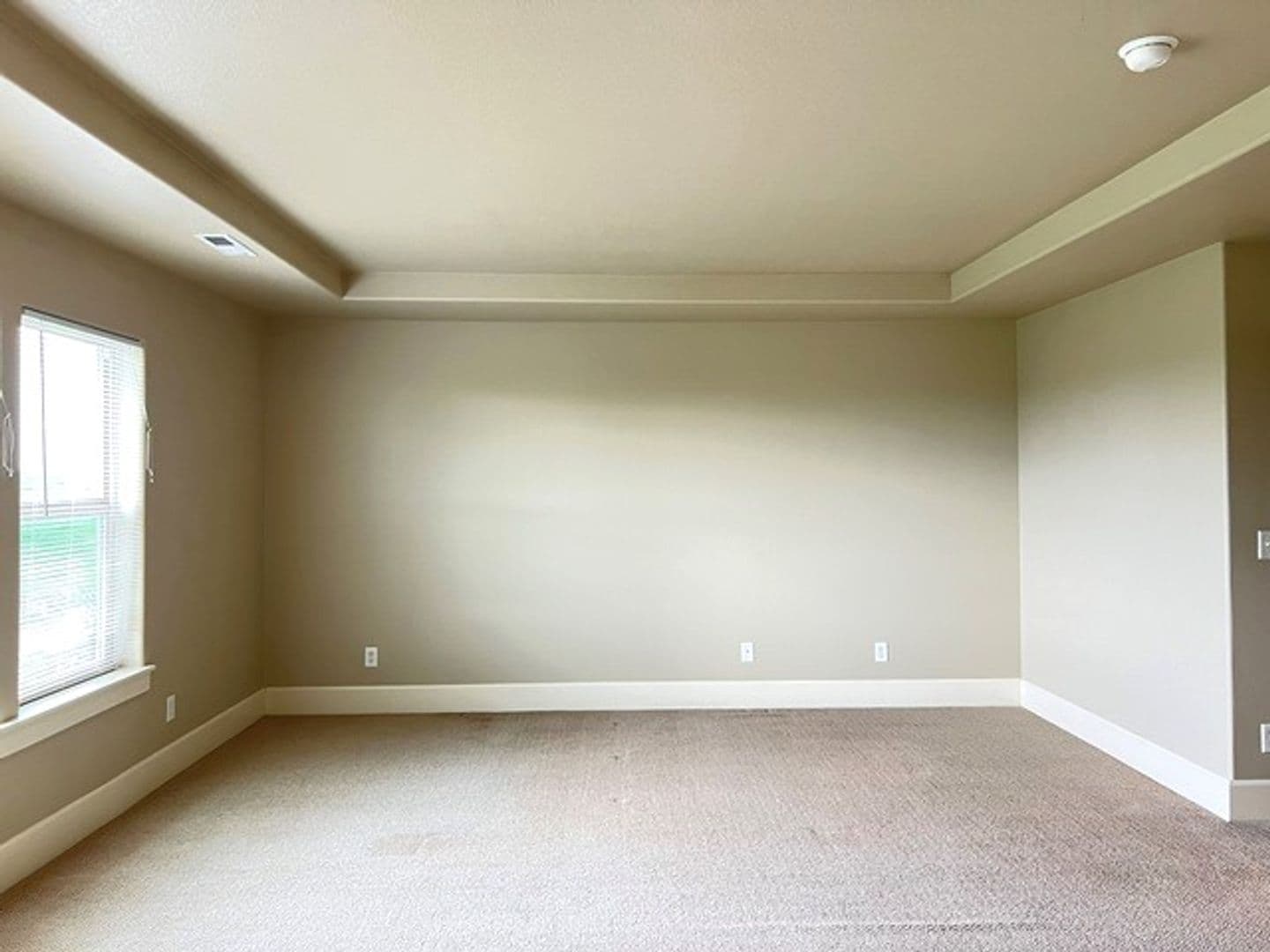 Salem House: 2710 Eagles Eye Ave NW